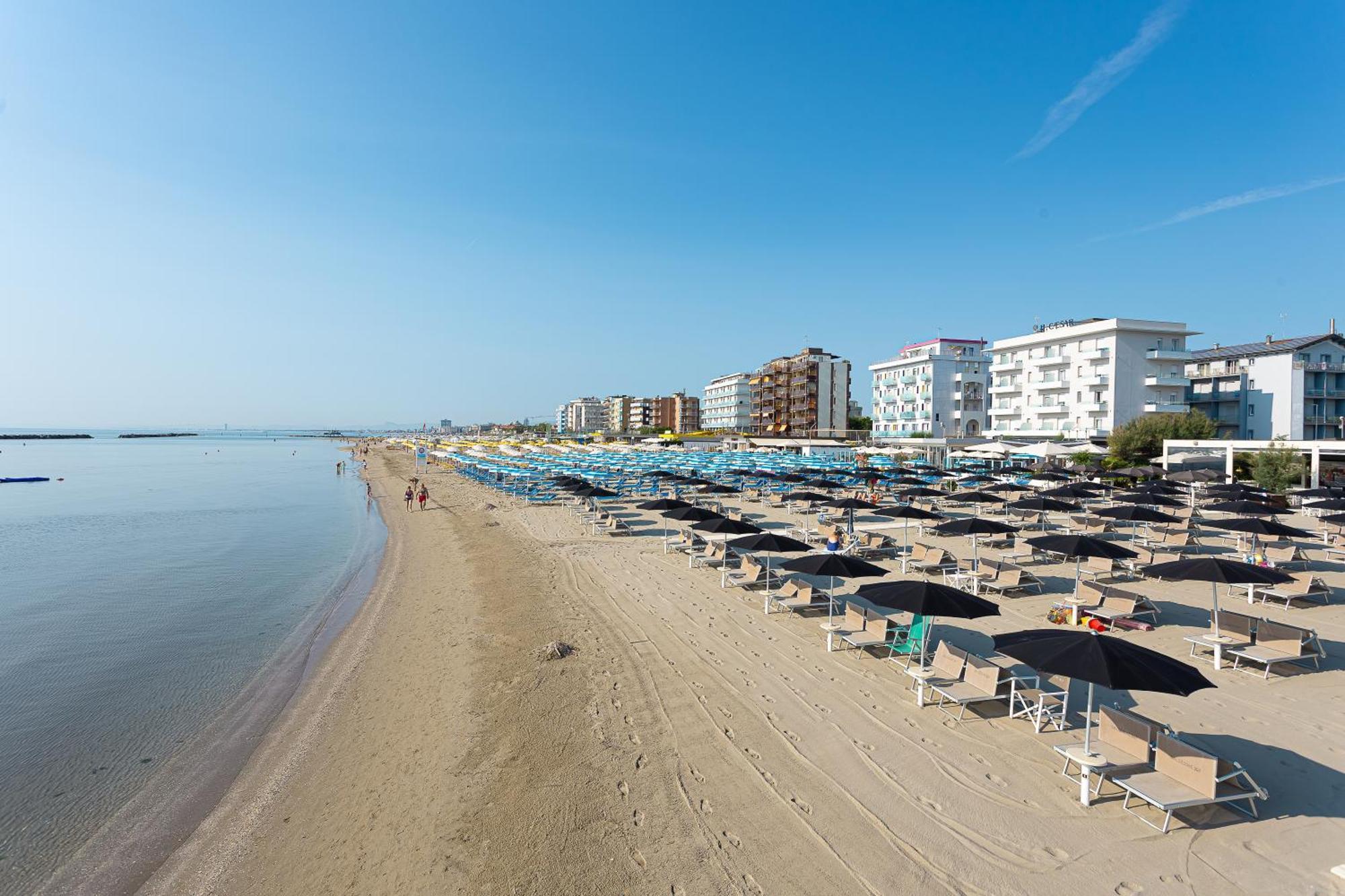Hotel Caesar Lido Di Savio Exterior foto