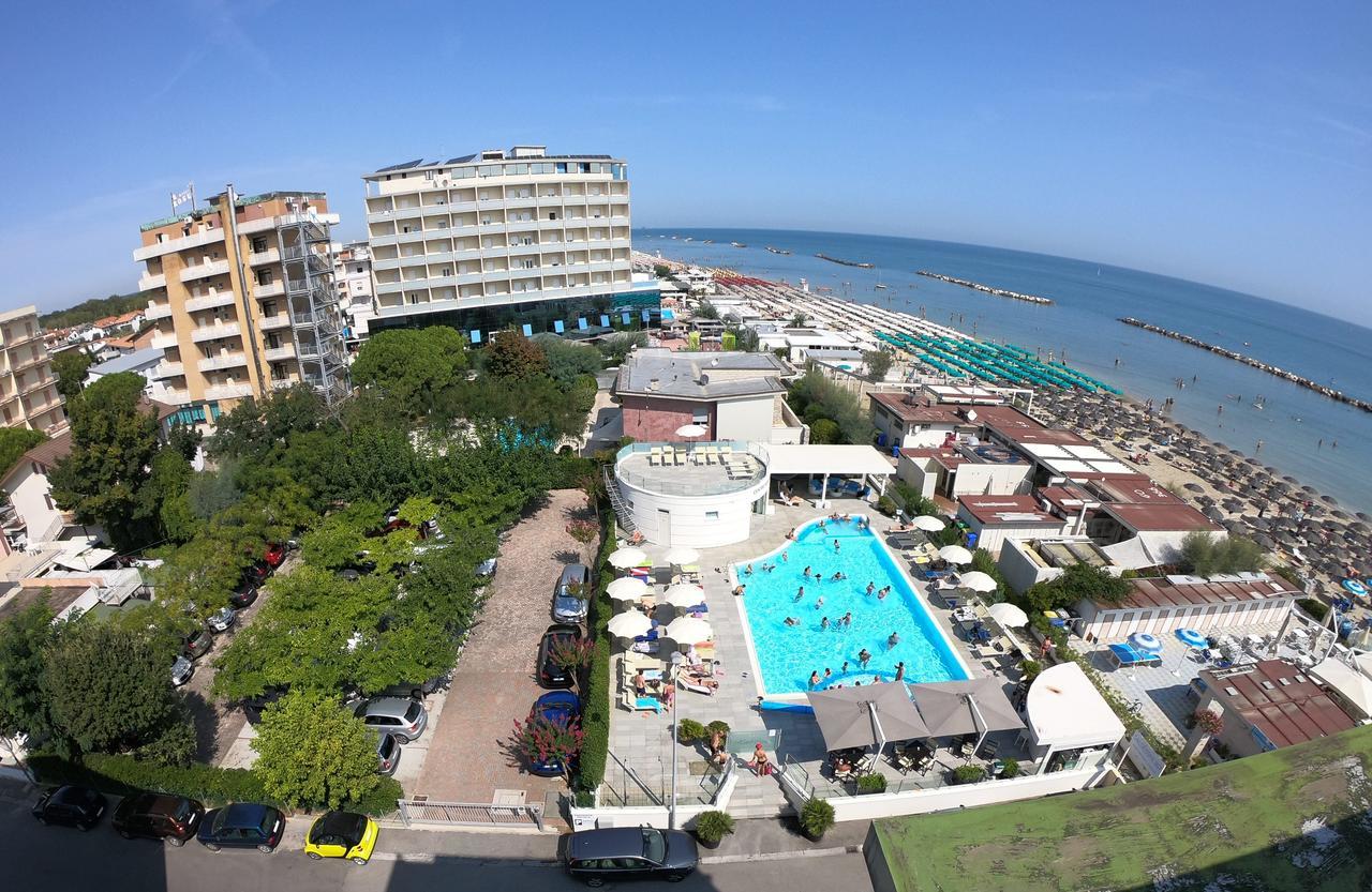 Hotel Caesar Lido Di Savio Exterior foto